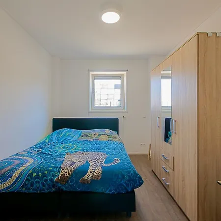 New! Eindeloos * 't Zand