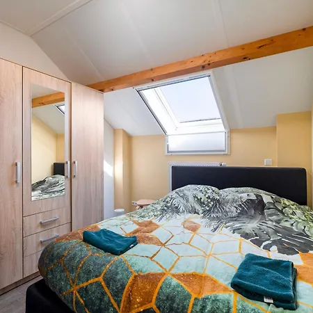 Inn Eindeloos In 't - North Holland *