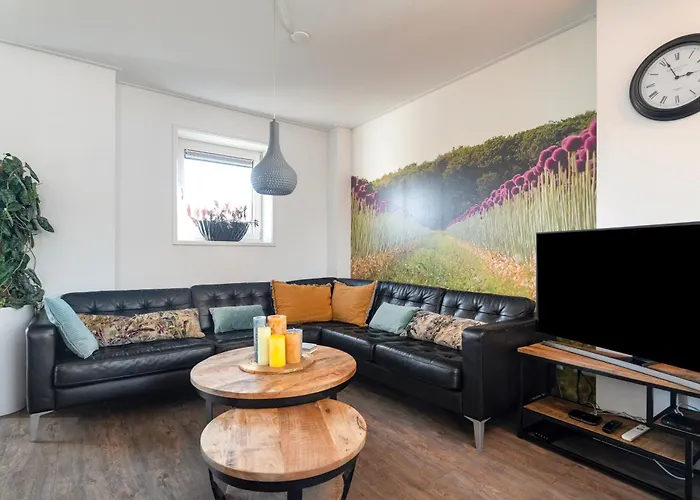 Han/Misafirhane Eindeloos In 't - North Holland 't Zand