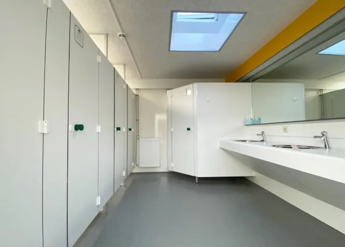 Eindeloos In 't - North Holland Han/Misafirhane 't Zand