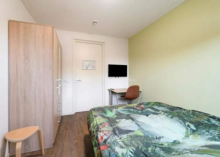 Han/Misafirhane Eindeloos In 't - North Holland