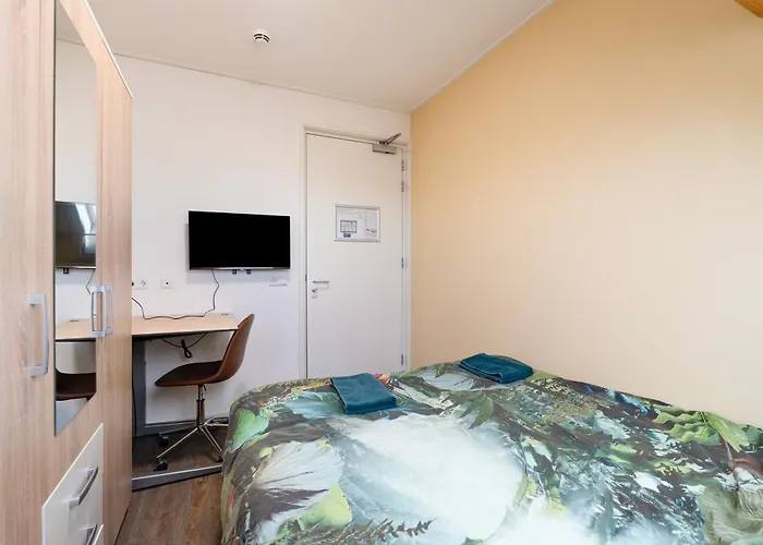 Han/Misafirhane Eindeloos In 't - North Holland