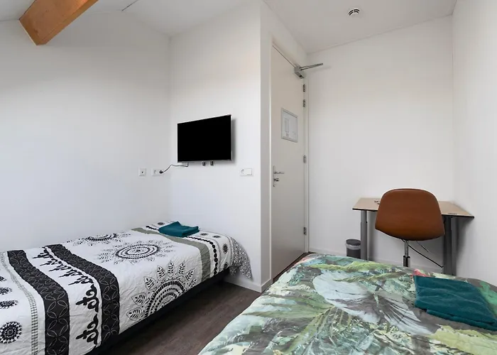 Han/Misafirhane Eindeloos In 't - North Holland 't Zand