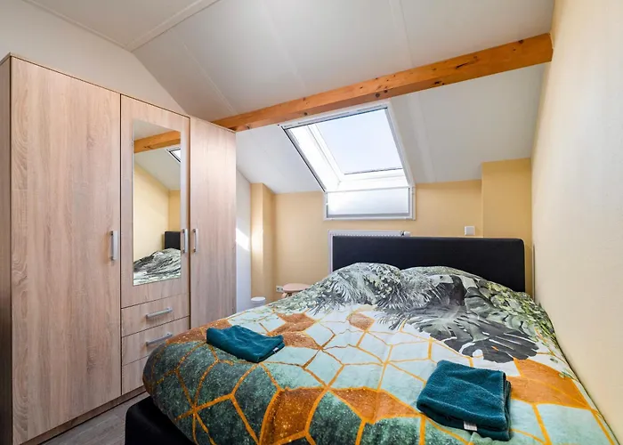 Han/Misafirhane Eindeloos In 't - North Holland *